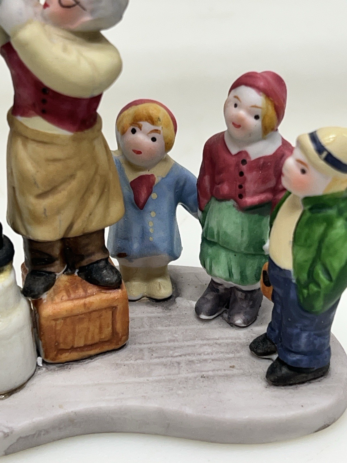 Lemax Hearthside Village “The Old Lamplighter” Porcelain Accessory Retired