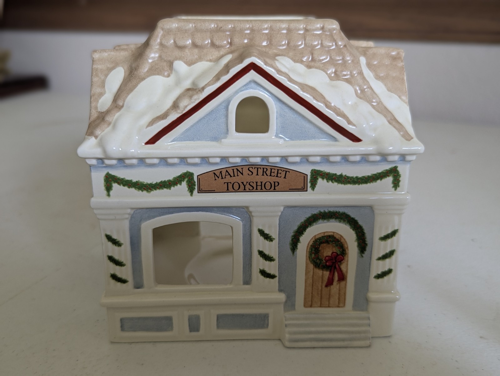 LENOX Holiday Village TOY SHOP VOTIVE Christmas Main Street Candle Holder