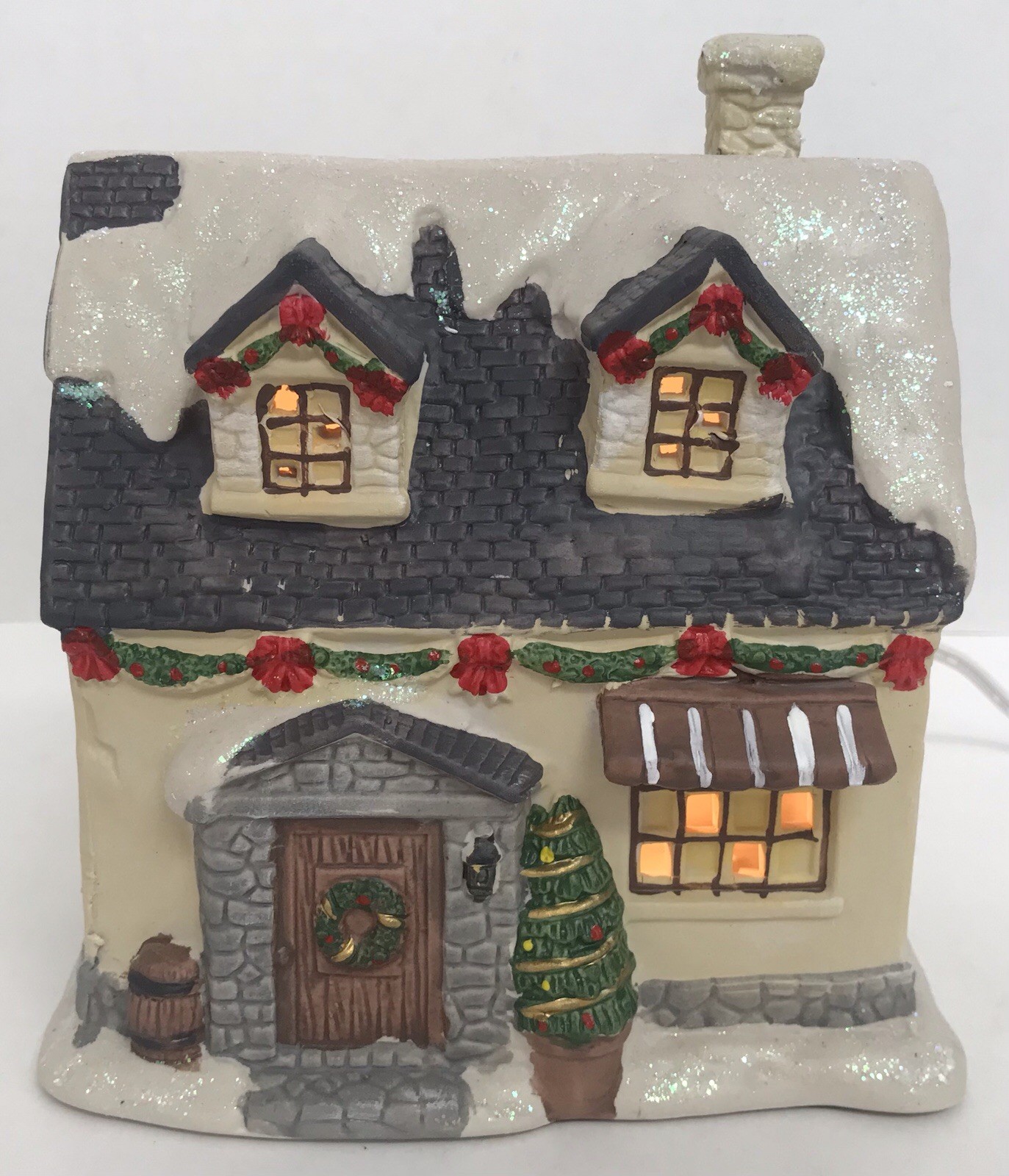 Cozy Cottage Christmas Tree Shops Lighted Porcelain Village Building