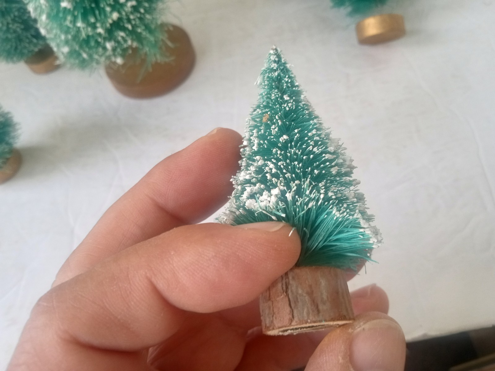 Vintage Sisal Bottle Brush Trees Wood Base Lot of 8 Christmas Village Modeling