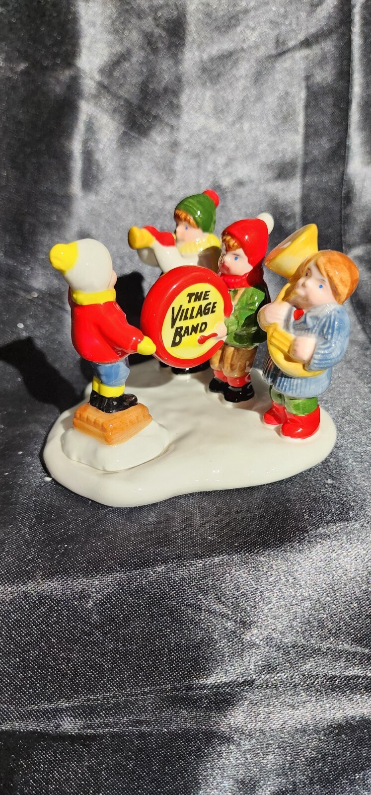 Department 56 Original Christmas Snow Village “Children in Band” Accessory 51047