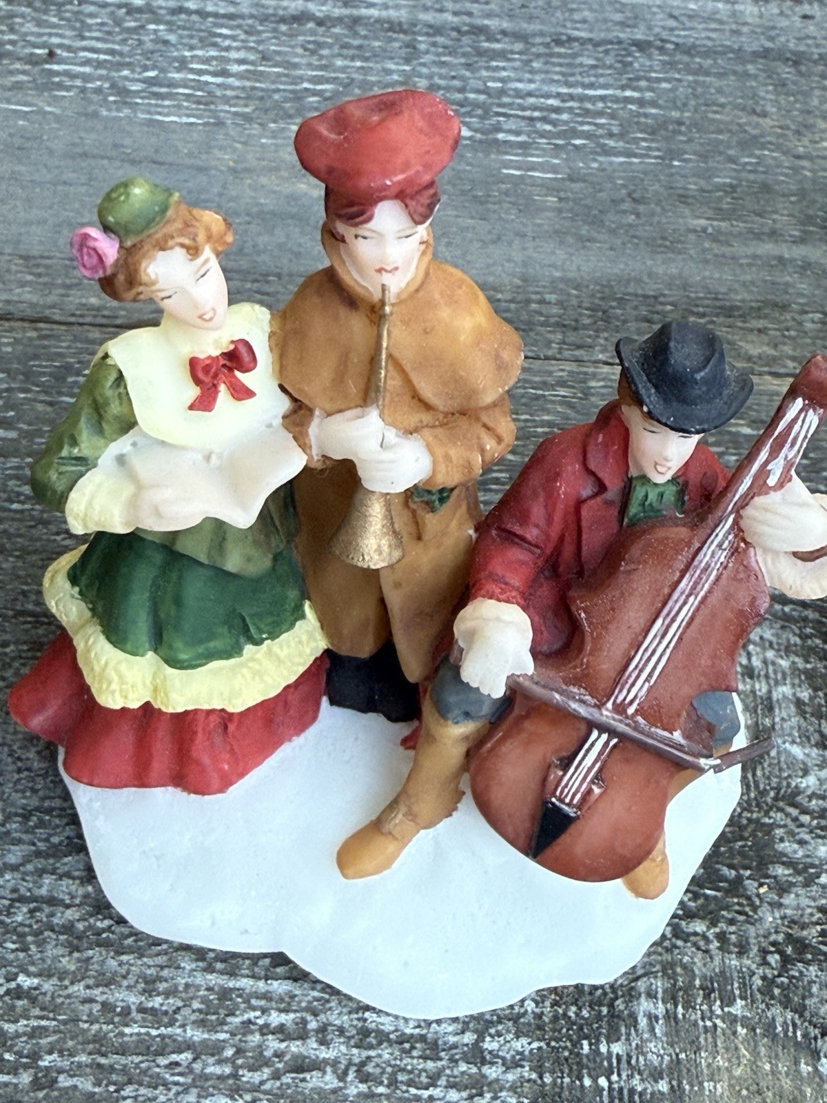 Lot Of 6 Christmas Village Figurines Decorative Miniatures Christmas Holiday