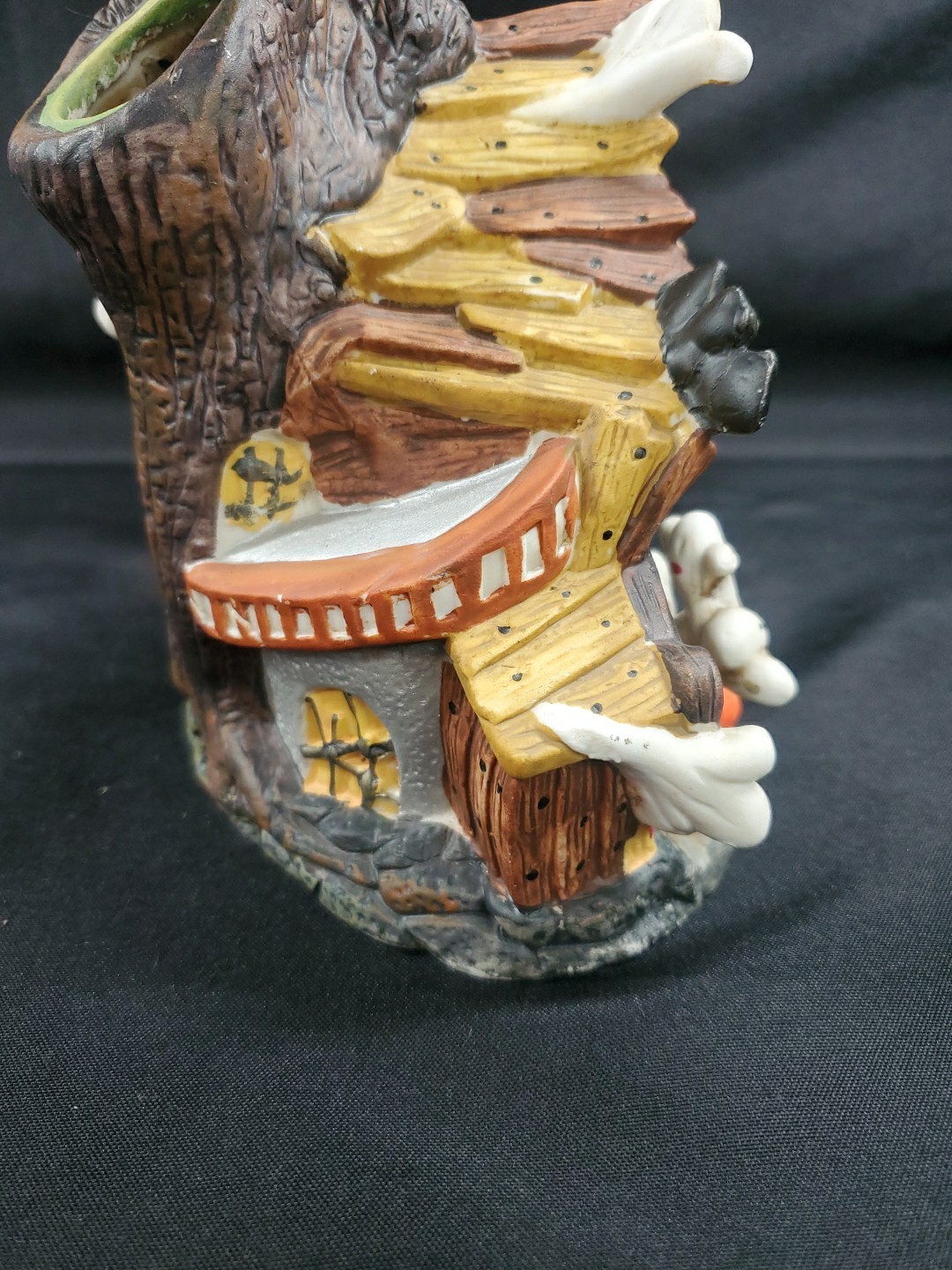1998 Spooky Hollow Phantom’s Opera House 6″ Porcelain Halloween House No Light