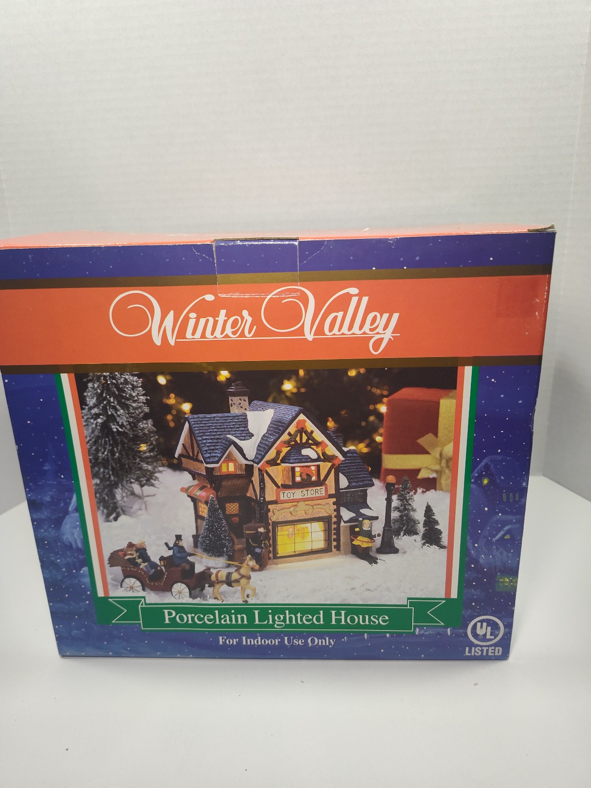 Winter Valley Porcelain Lighted House Toy Store Village w/ Horse Carriage Tested