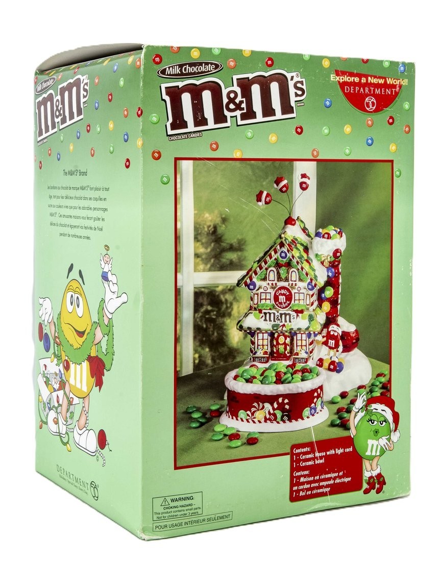 Department 56 2004 “M&M’s Xmas Candy Shoppe” #56.59334