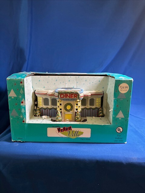 Retro Ville SANTA’S WORKBENCH Pop’s Diner LIGHT Christmas VILLAGE Figurine HOUSE