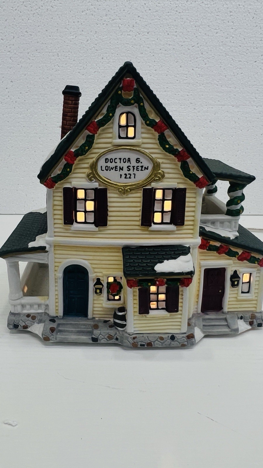 Copperfield Keepsake “Doctor G. Lowenstein ” Porcelain Lighted House Excellent !