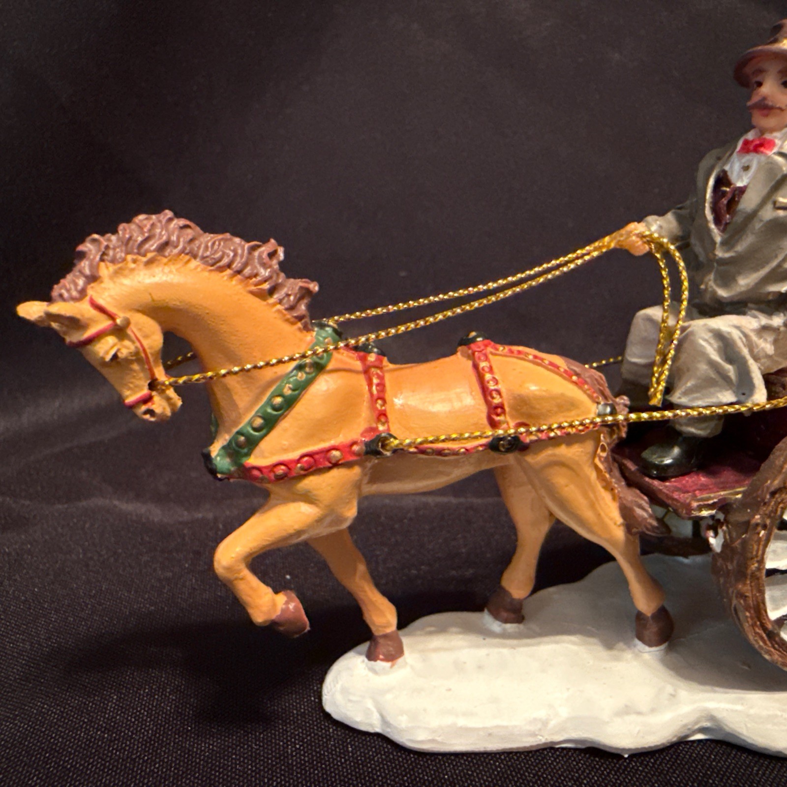 2006 Members Mark Victorian Christmas Village Replacement HORSE DRAWN CARRIAGE