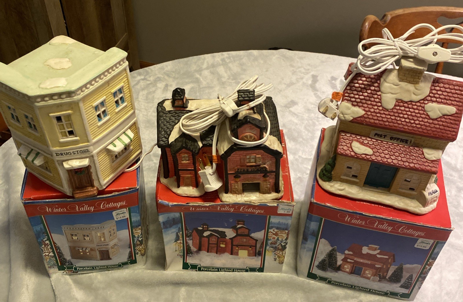 Winter Valley Cottages Lot Of 3: Drug Store, Fire House, & Post Office. With Box