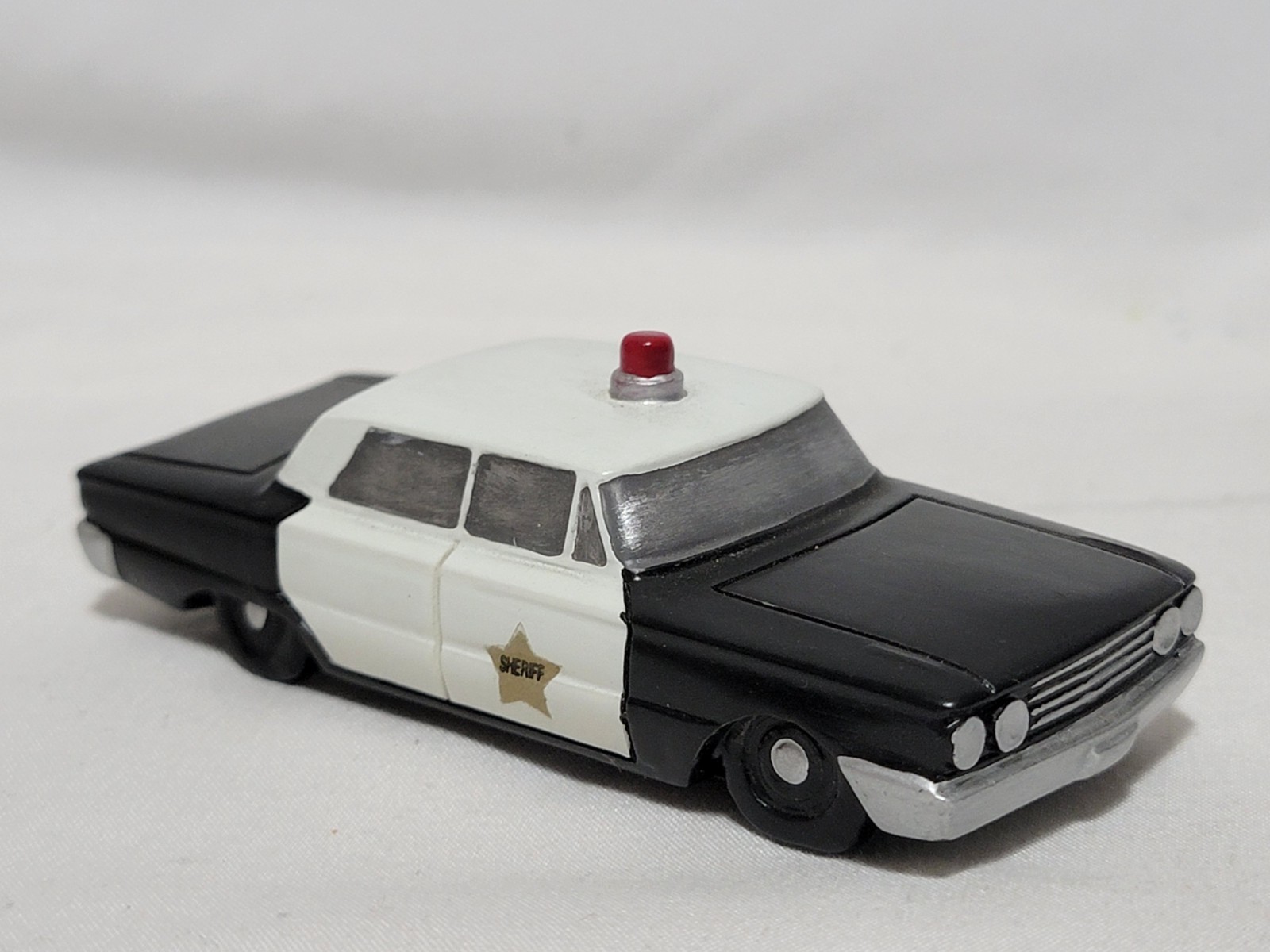 Hawthorne Village Welcome to Mayberry – Police Squad Car Figurine 90355 91352