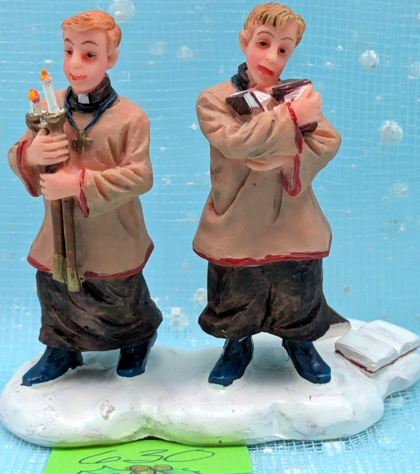 Lemax To the Cathedral 32702 choir boys Christmas Village Figurine NO BOX INV630