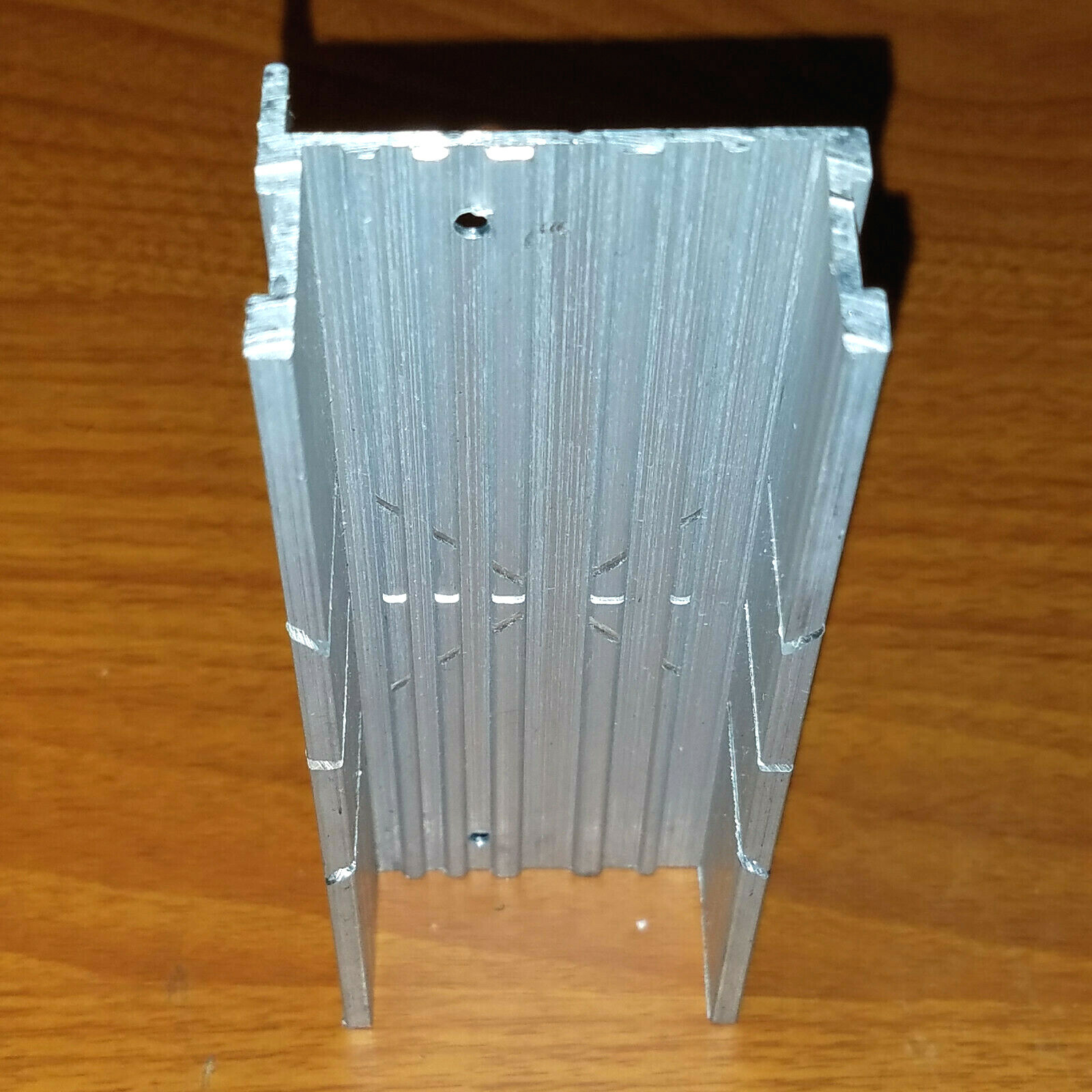Hobby Tool Aluminum Miter Box #70520 (5″ Length 1 5/8″ Wide & 3/4″ Deep)