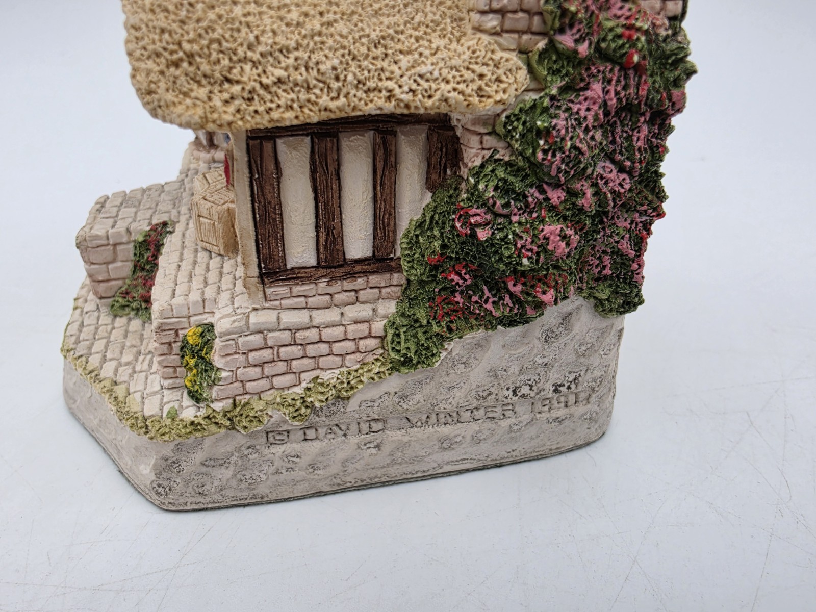 David Winter Cottages Audreys Tea Room Signed With Original Box No COA