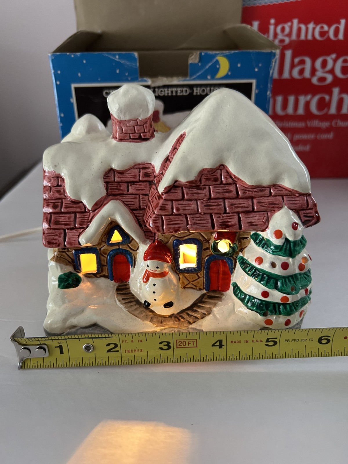 Vintage Porcelain Ceramic Lighted House Christmas Village Decoration