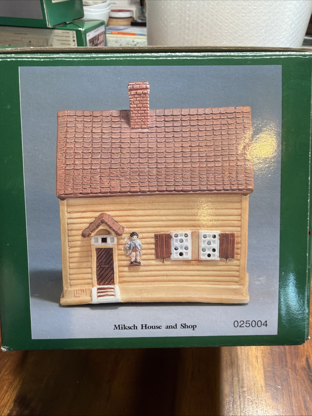 Vintage Old Salem Series Ceramic Miksch House 1992 NC With Light, Map, Box