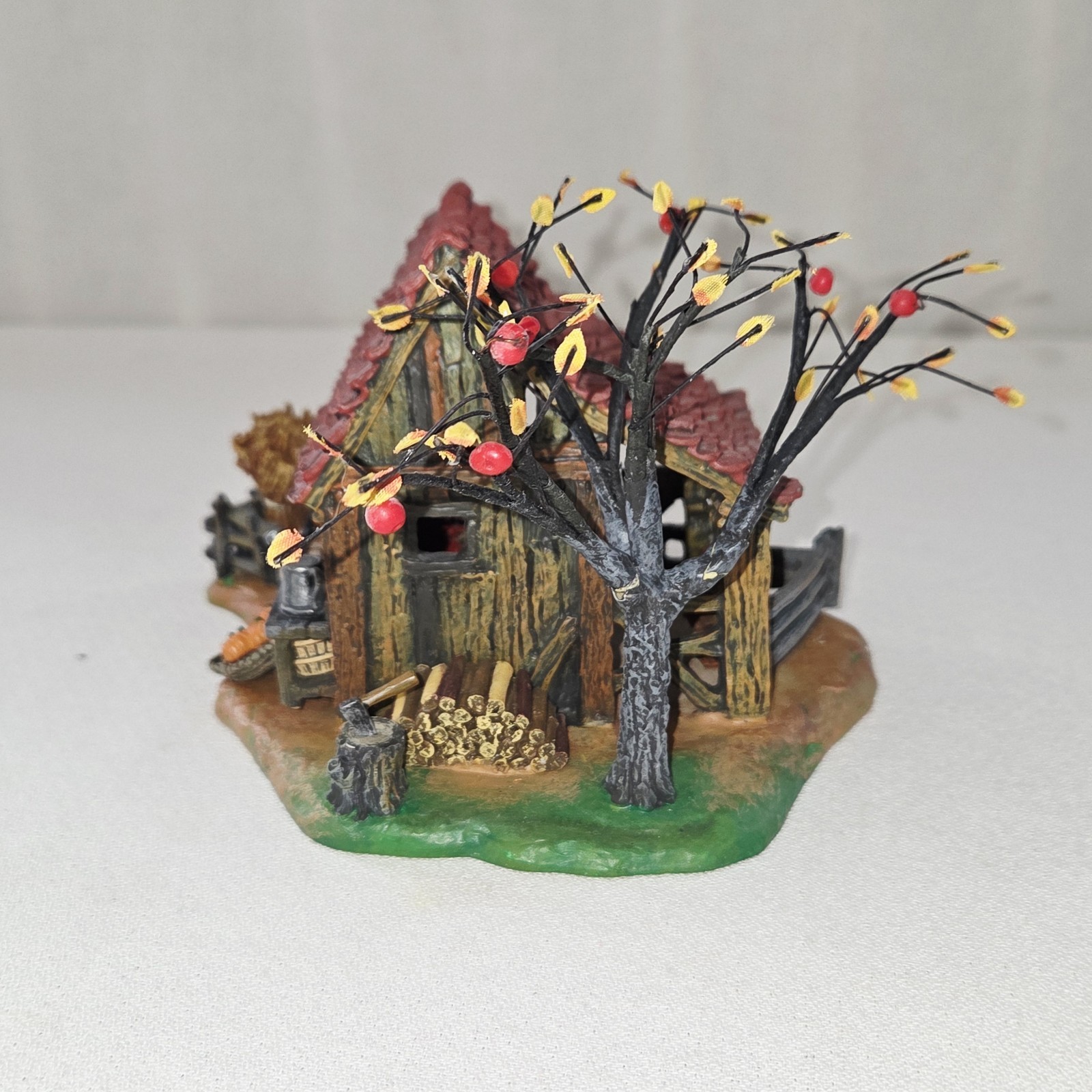 Department 56 New England Village Series #56639 “It’s Almost Thanksgiving”