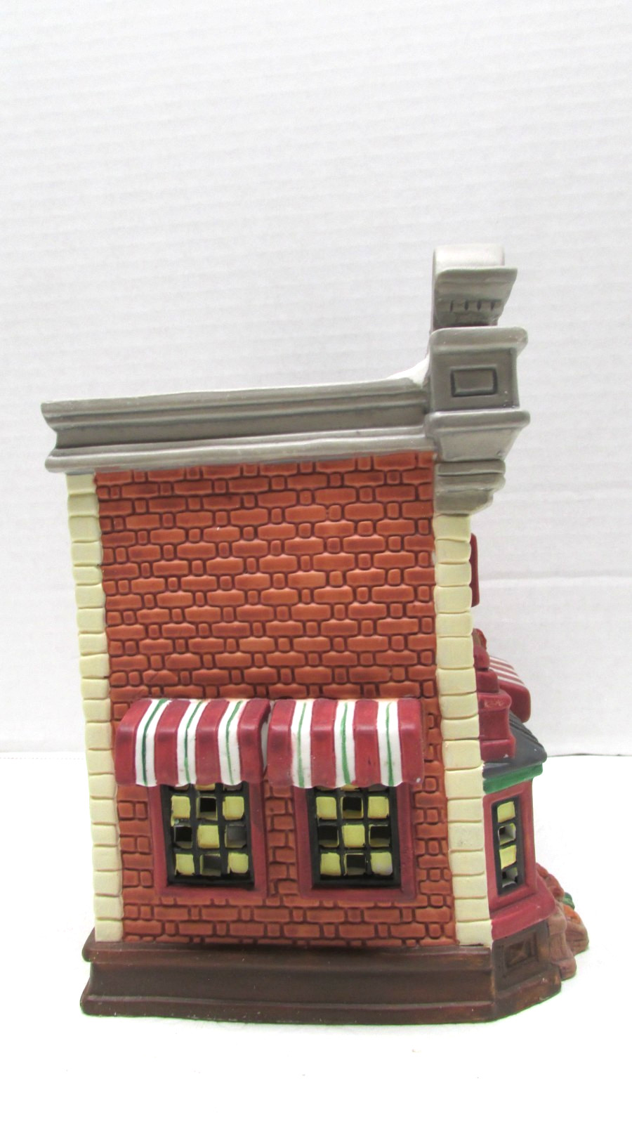 IGA Grocery Store Christmas Village Storefront House Limited Ed 1997