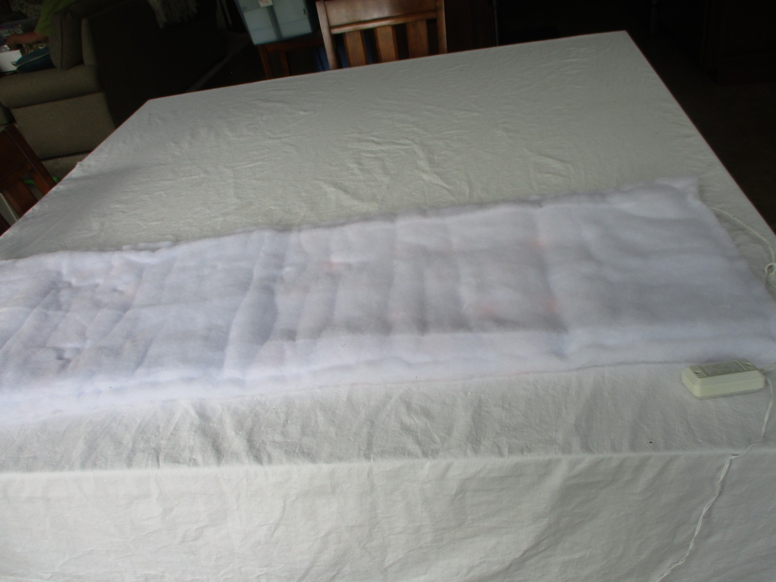 Christmas Village Lighted “snow” Electric Table Runner 48 X 14 Inches 3 Settings