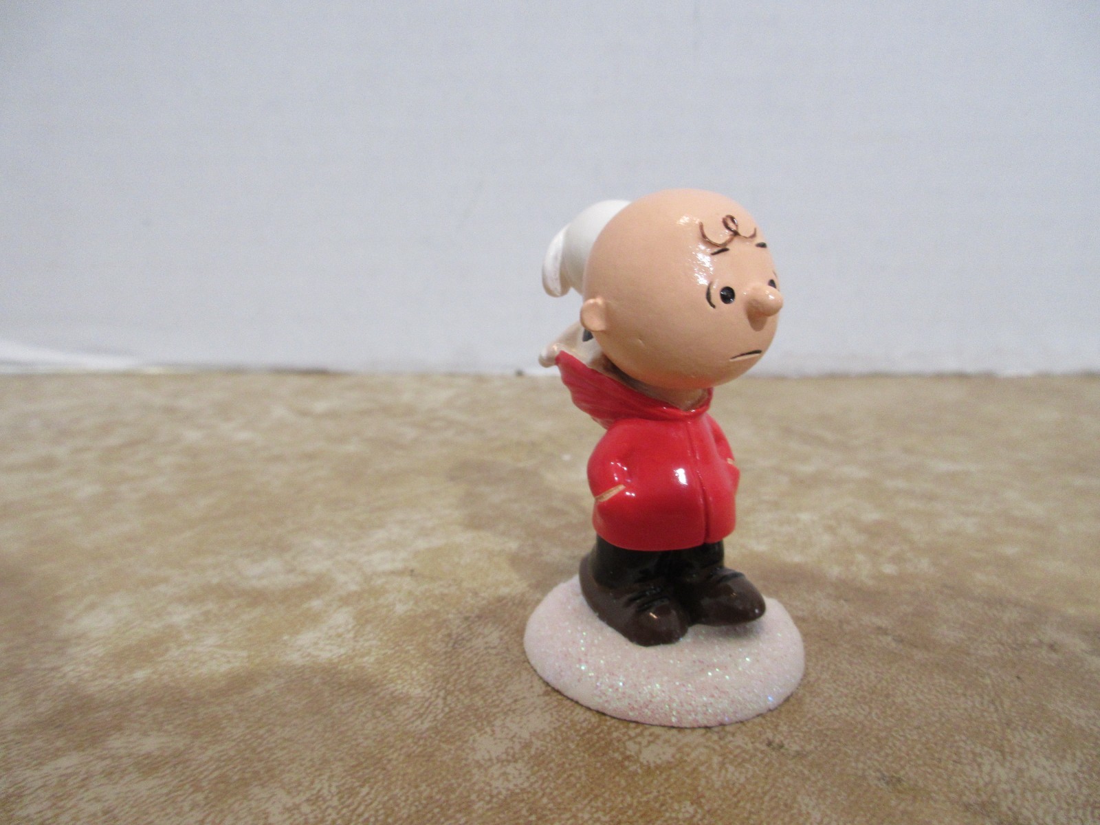 Dept. 56 Peanuts 2014 Dog In The Hood #4038644 Snoopy & Charlie Brown Read
