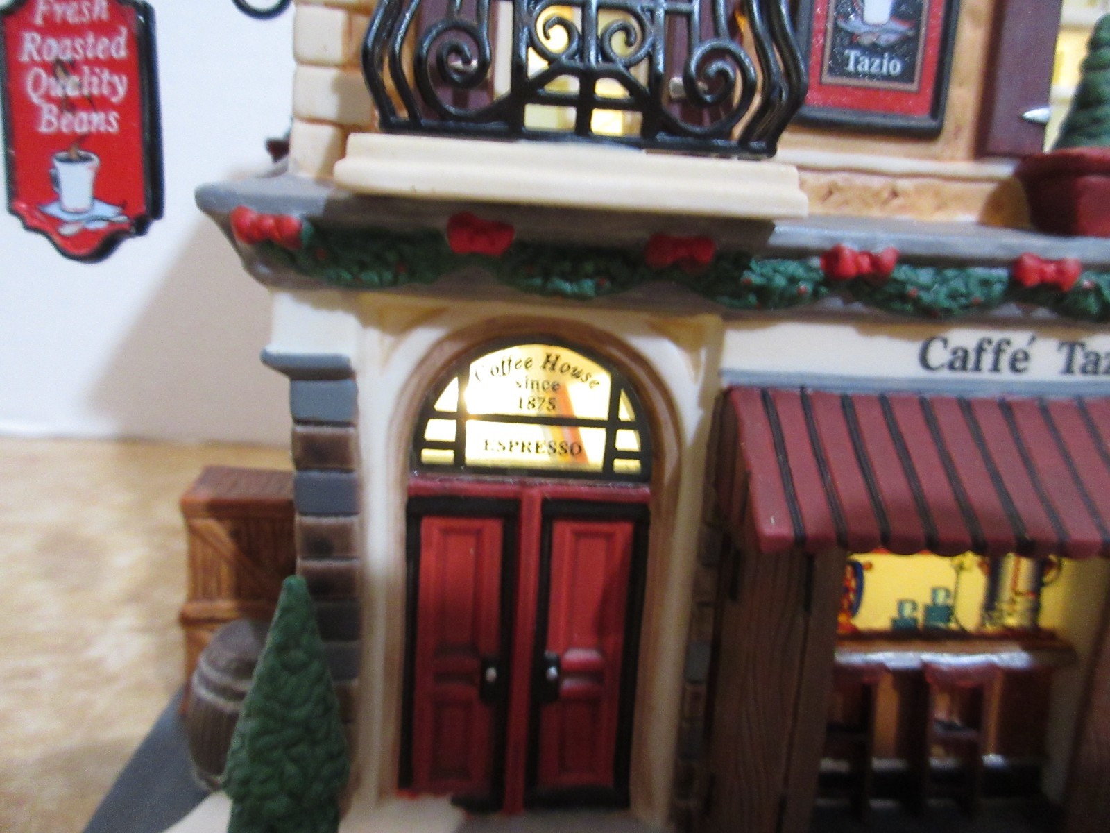 Dept. 56 Christmas In The City Cafe Tazio Anywhere Lighting Read Coffee House