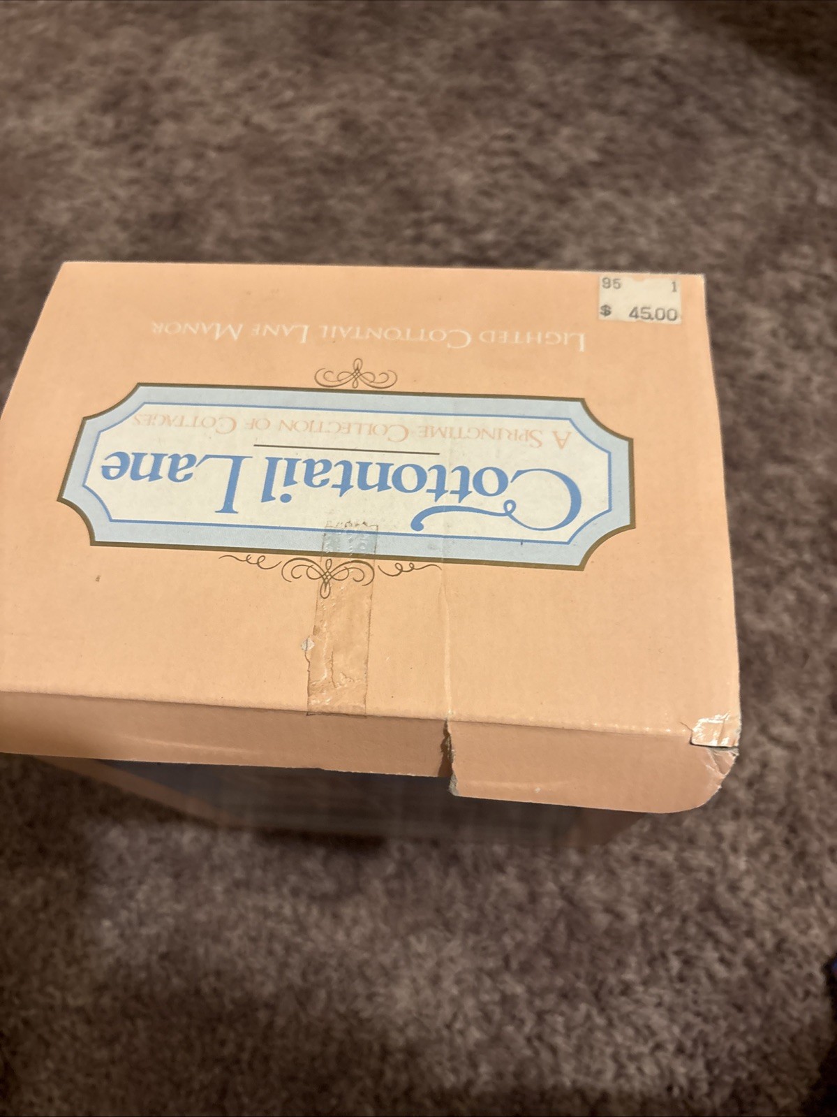Cottontail Lane Limited Edition Lighted Cottontail Lane Manor 1 of 5000 Pieces