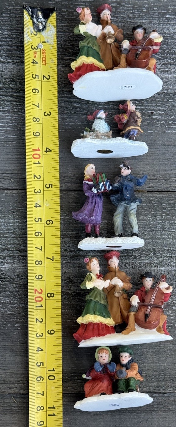 Lot Of 6 Christmas Village Figurines Decorative Miniatures Christmas Holiday