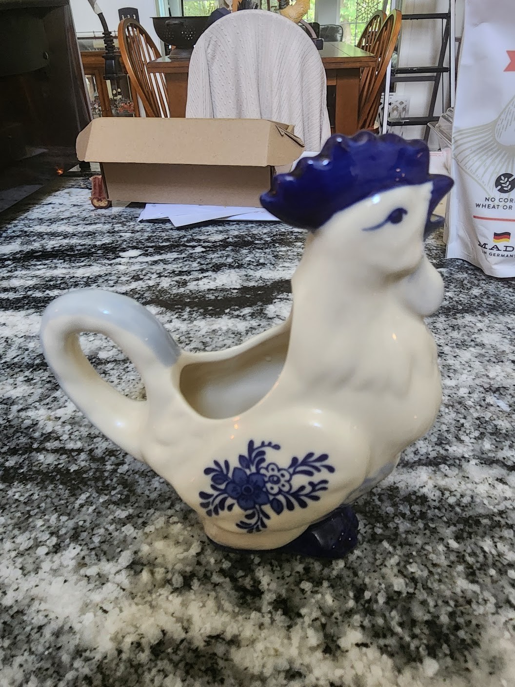 Delft Blue Holland – Chicken Creamer