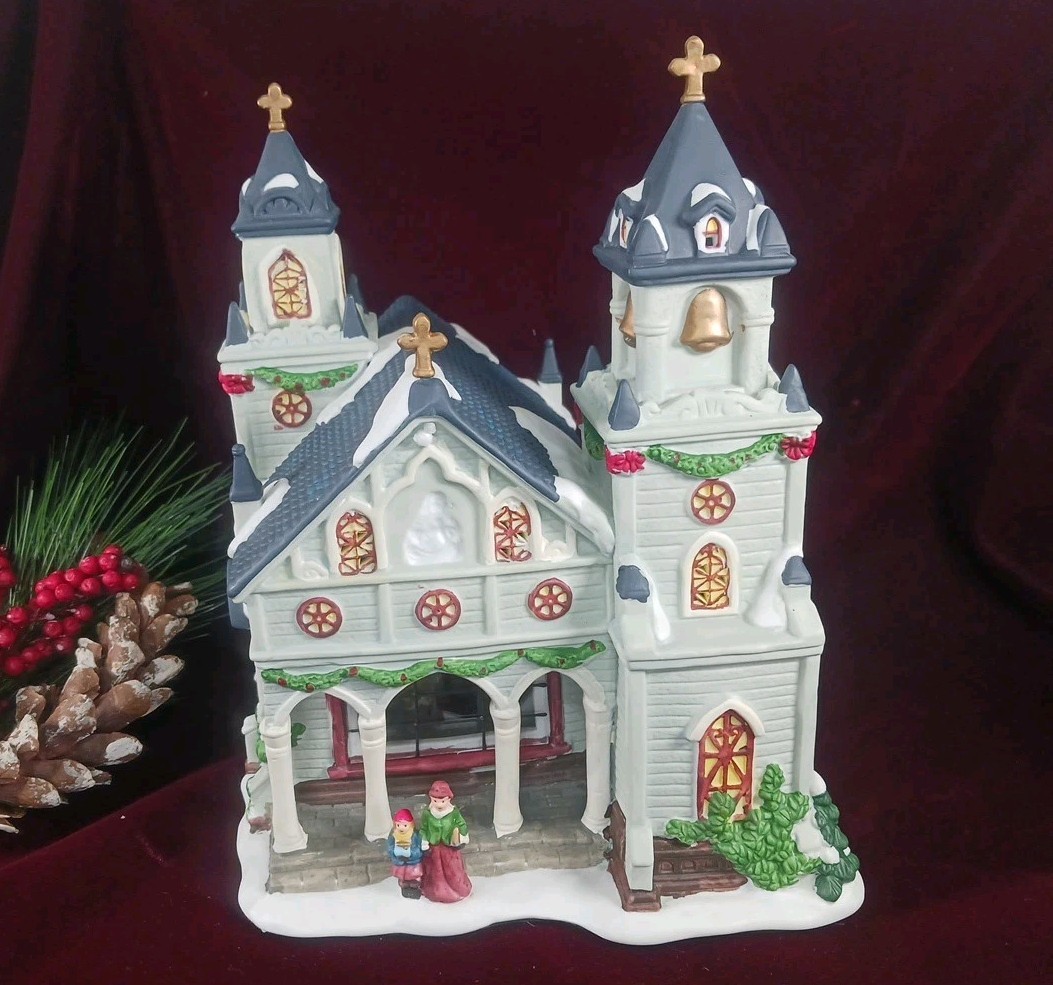 Vint Holiday Home Accents Church Original Box #8220137 Christmas Village