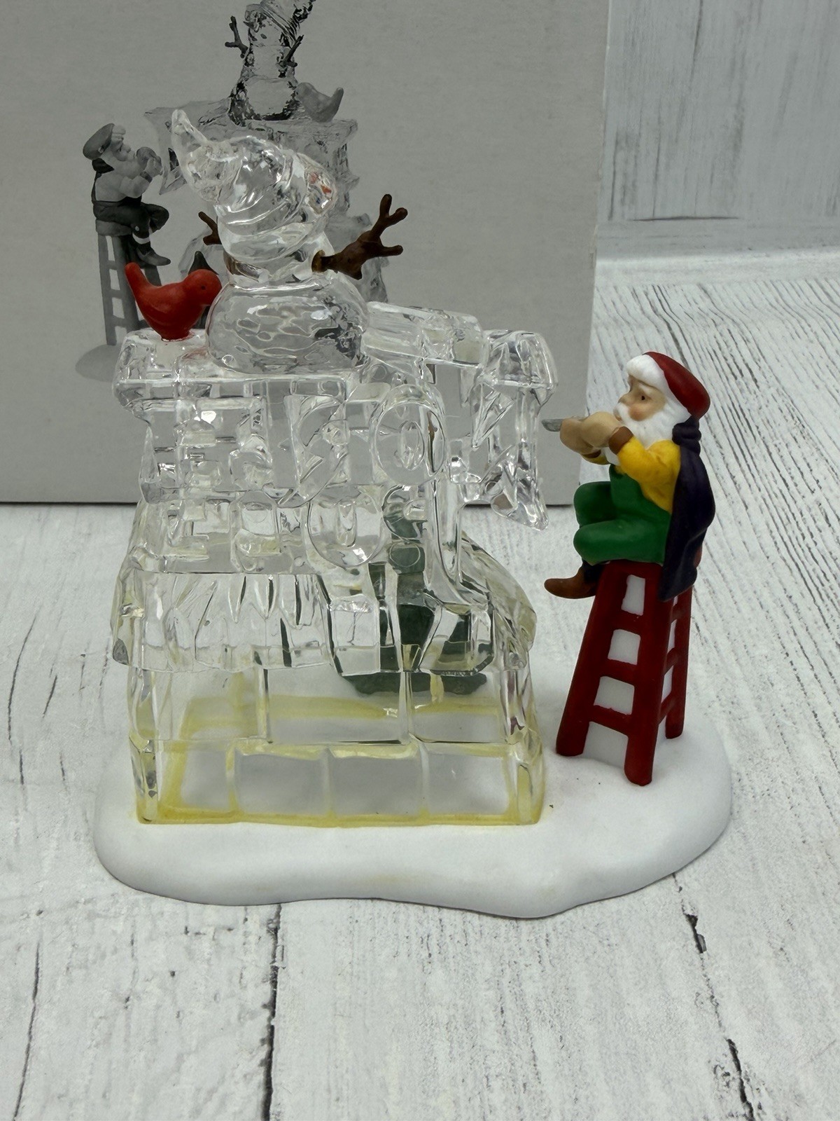 Dept 56 North Pole A Busy Elf 56366 Figurine Original Box & Sleeve