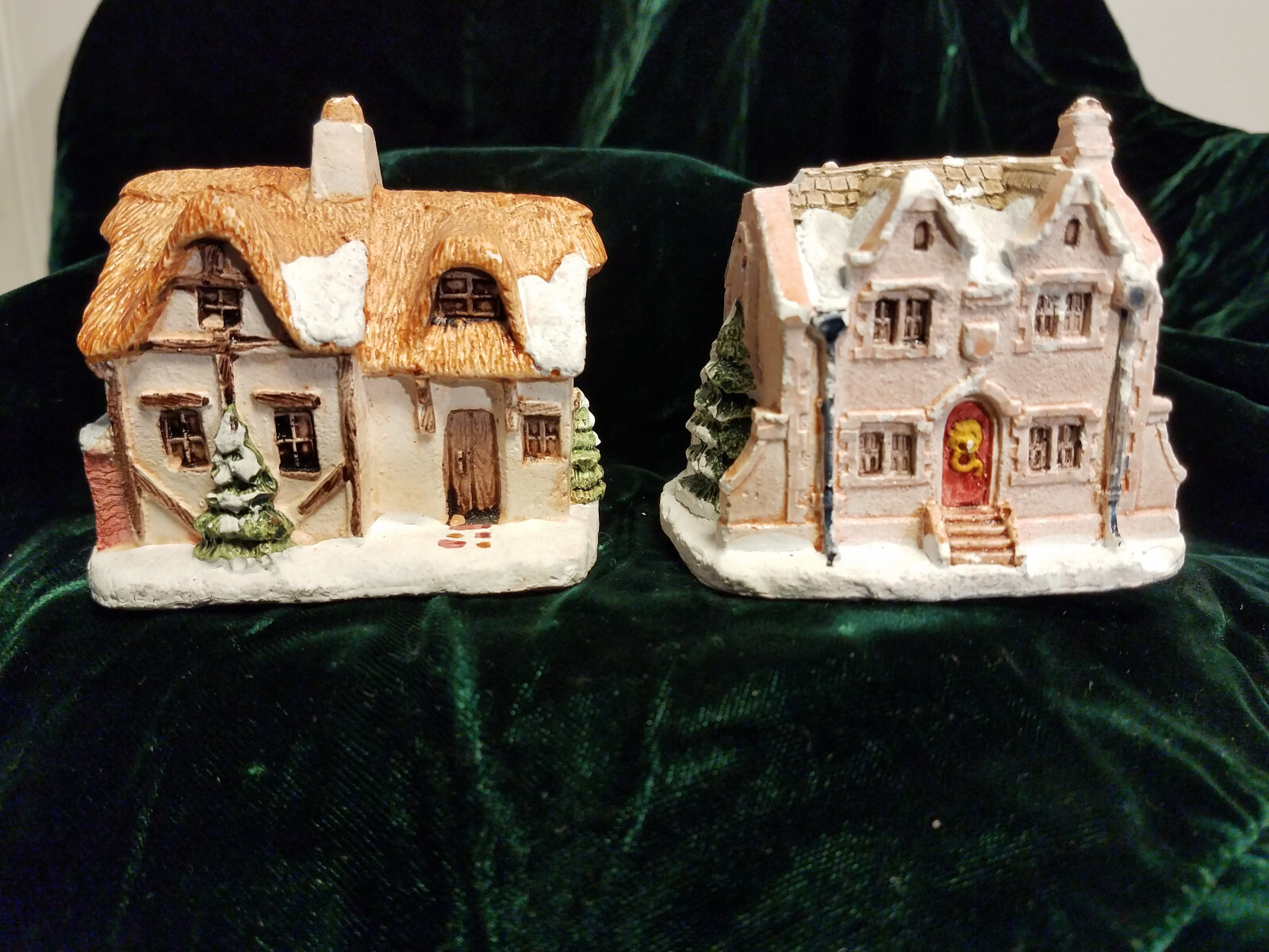 Lot of 2 A Dickens Christmas Scrooge & Cratchit Home 1988 Miniature Cottage RSVP