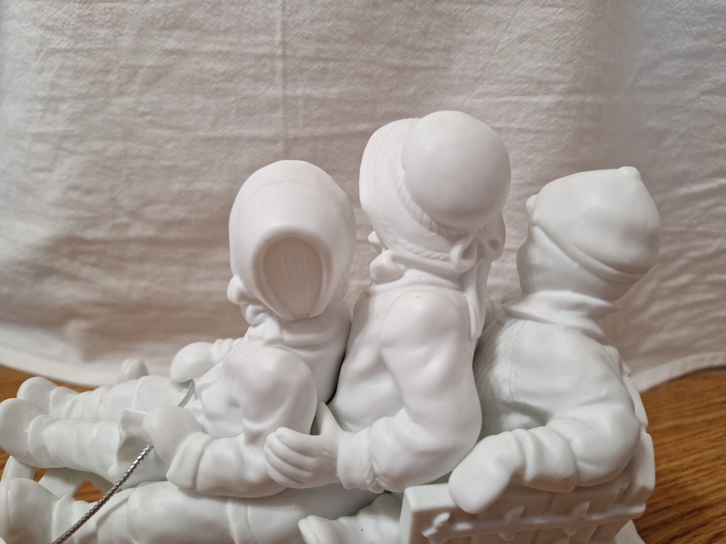 DEPT 56 Christmas Winter Silhouette Sliding In The Snow White FIGURINE 78492