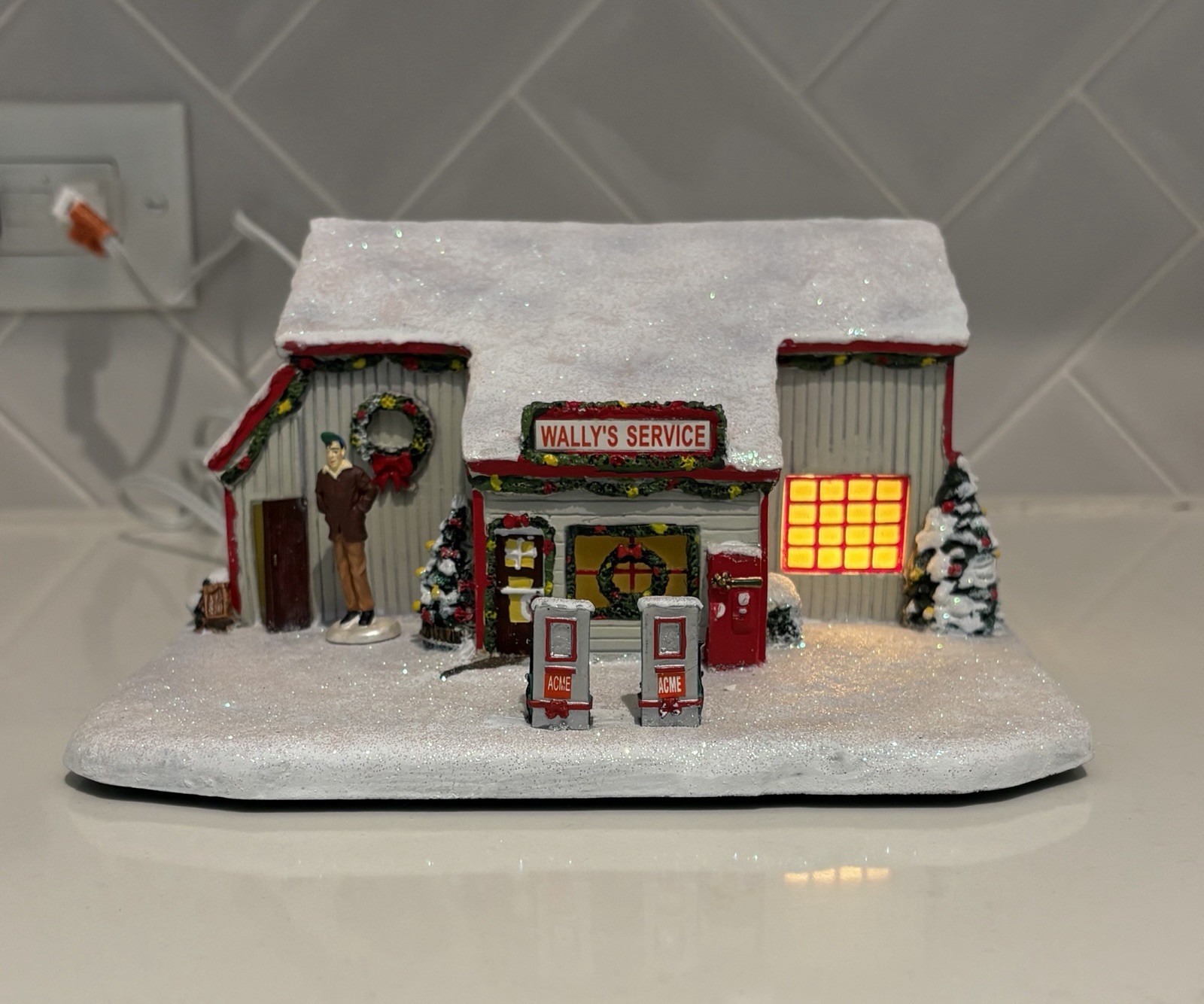 Hawthorne Village Mayberry Christmas Wally’s Filling Station W/ Gomer W/ COA
