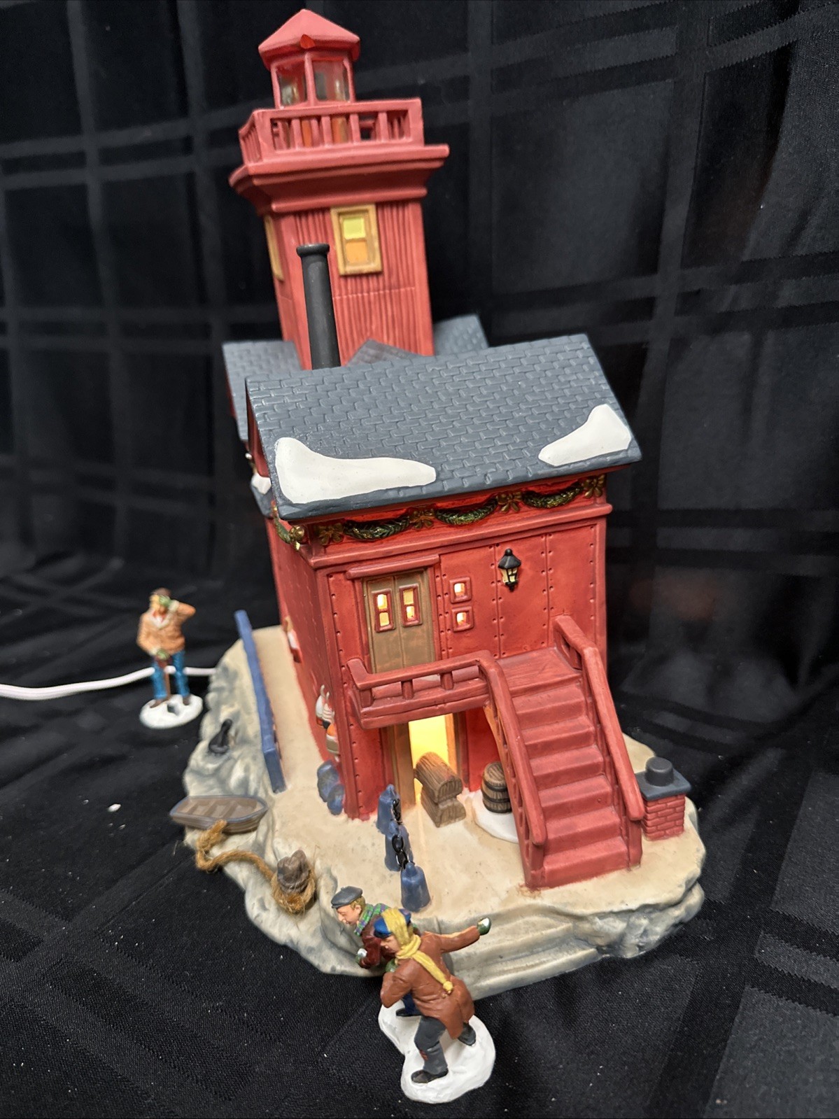 Harborside Village Collection “Holland, MI” Lighted House Christmas O’Well 2002