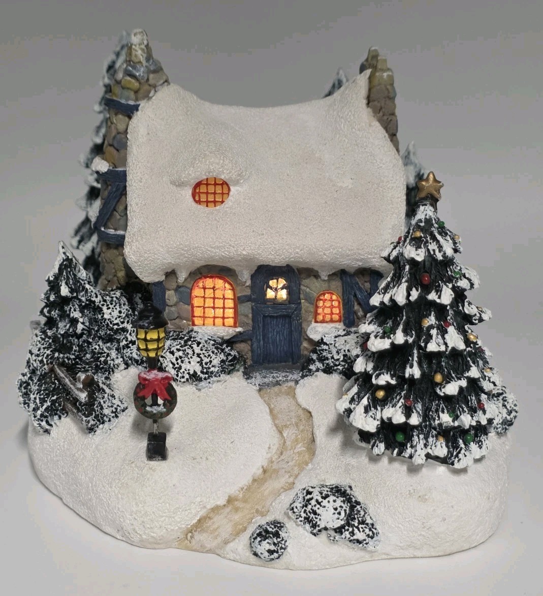 Thomas Kinkade “Stonehearth Hutch” Teleflora Lighted Christmas Cottage Village