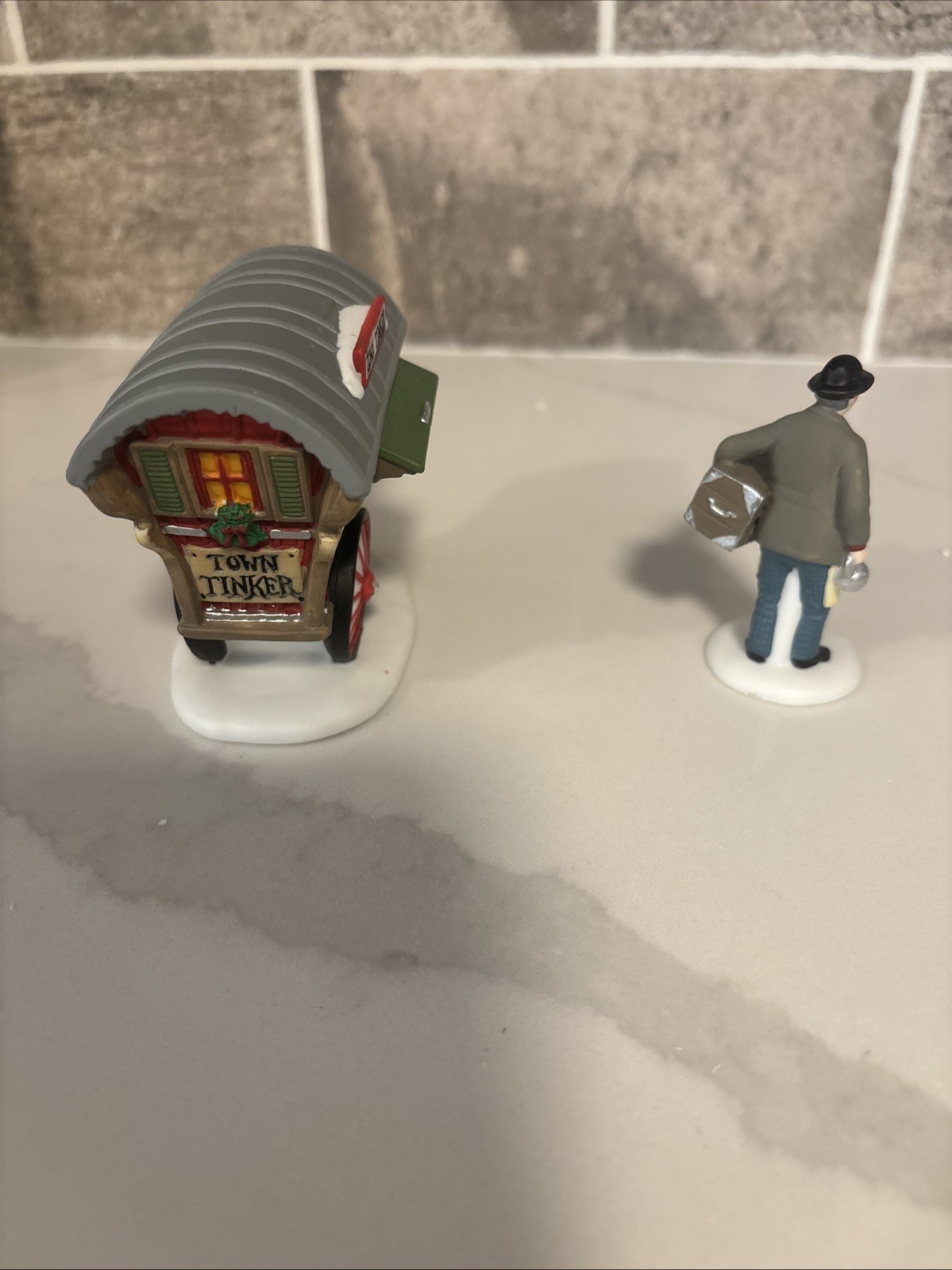 Dept 56 Heritage Village New England Series Town Tinker Retired with pans