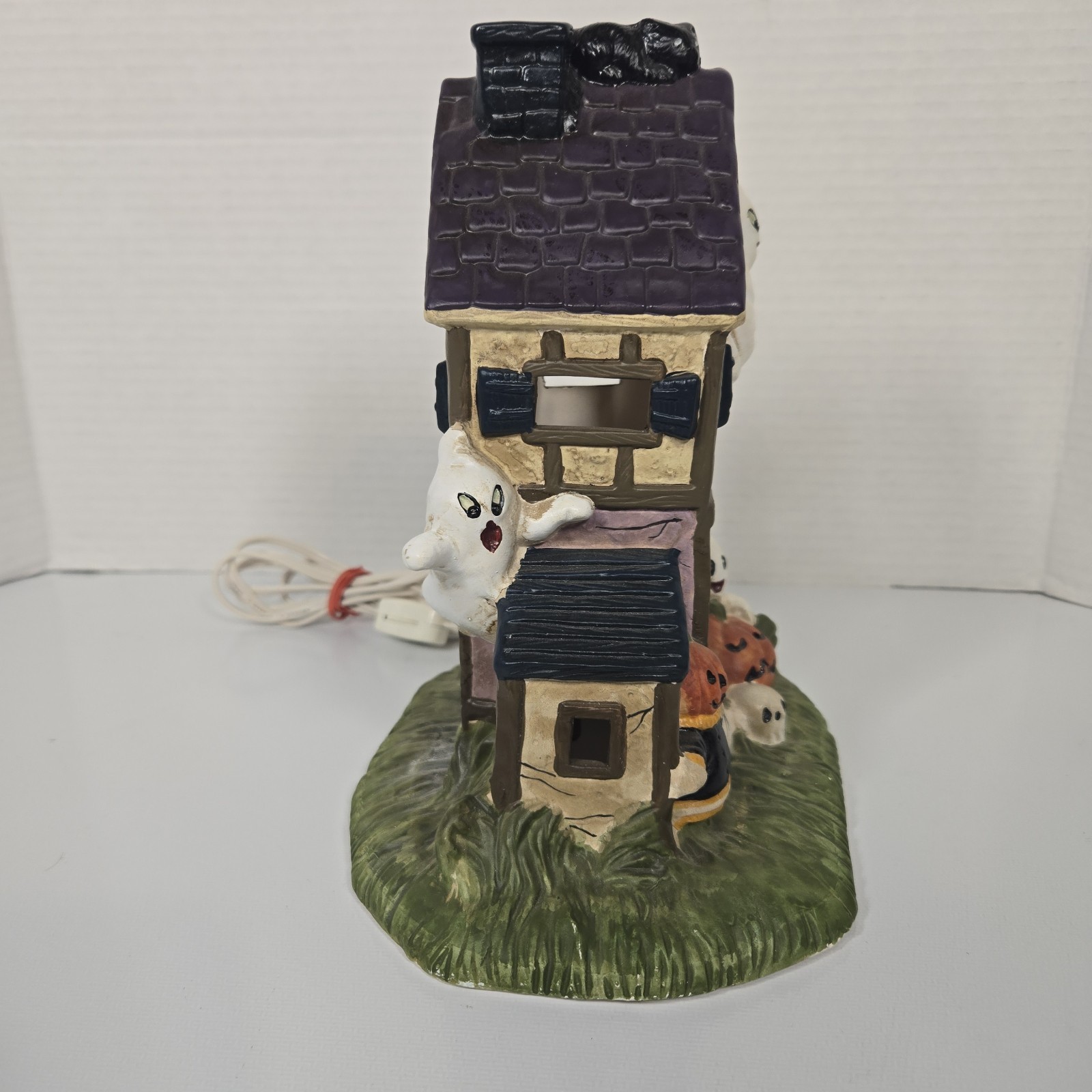 Pacific Rim Electric Abandoned Mine Shack 2177 Halloween Ceramic Vintage Works!