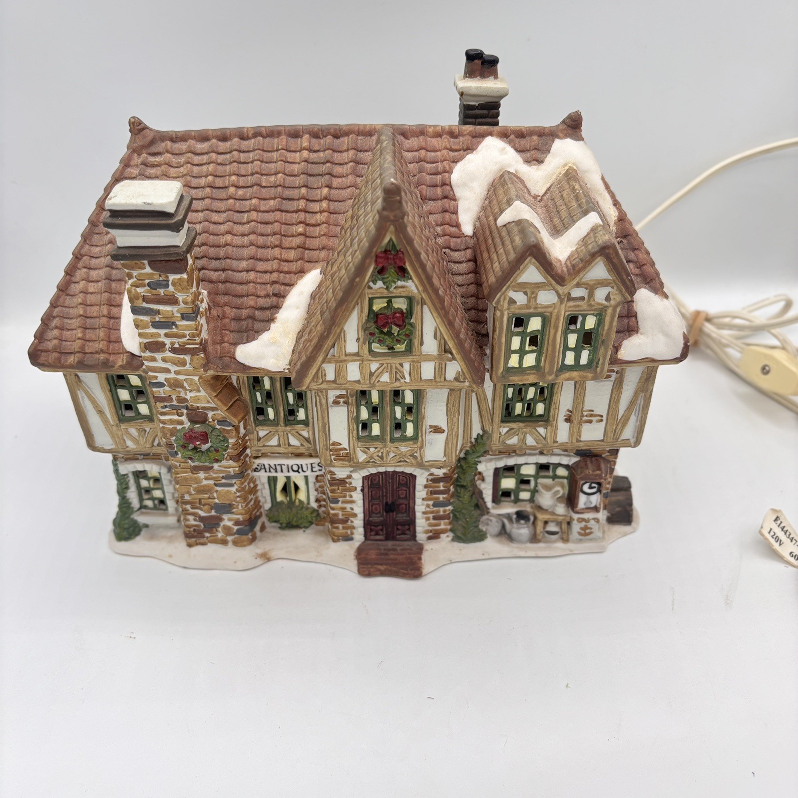 Dickens Collectables Antique Shop Victorian Series Porcelain Lighted Hand Painte