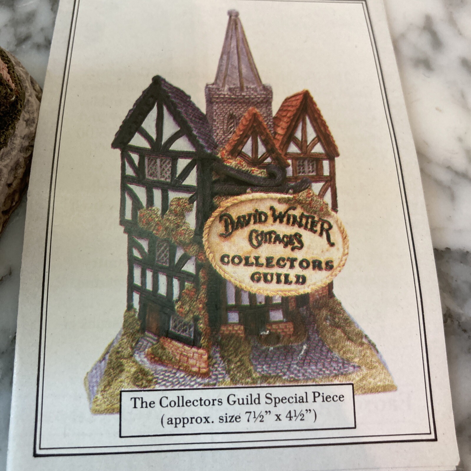 David Winter Cottage “Wine Merchant” 1980 Original Box & Certificate Vintage