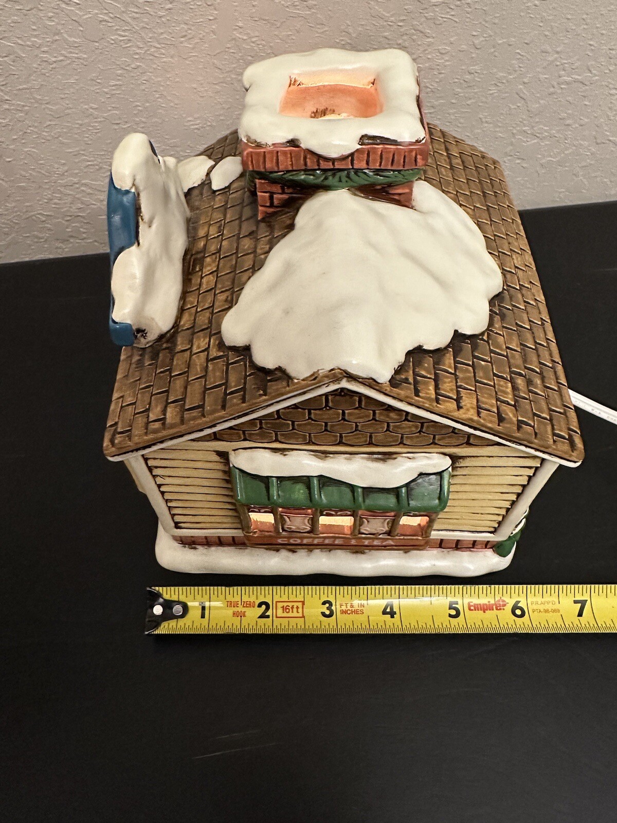 LEFTON 1989 “COFFEE And Tea SHOPPE” Hand Painted Light up Christmas Store