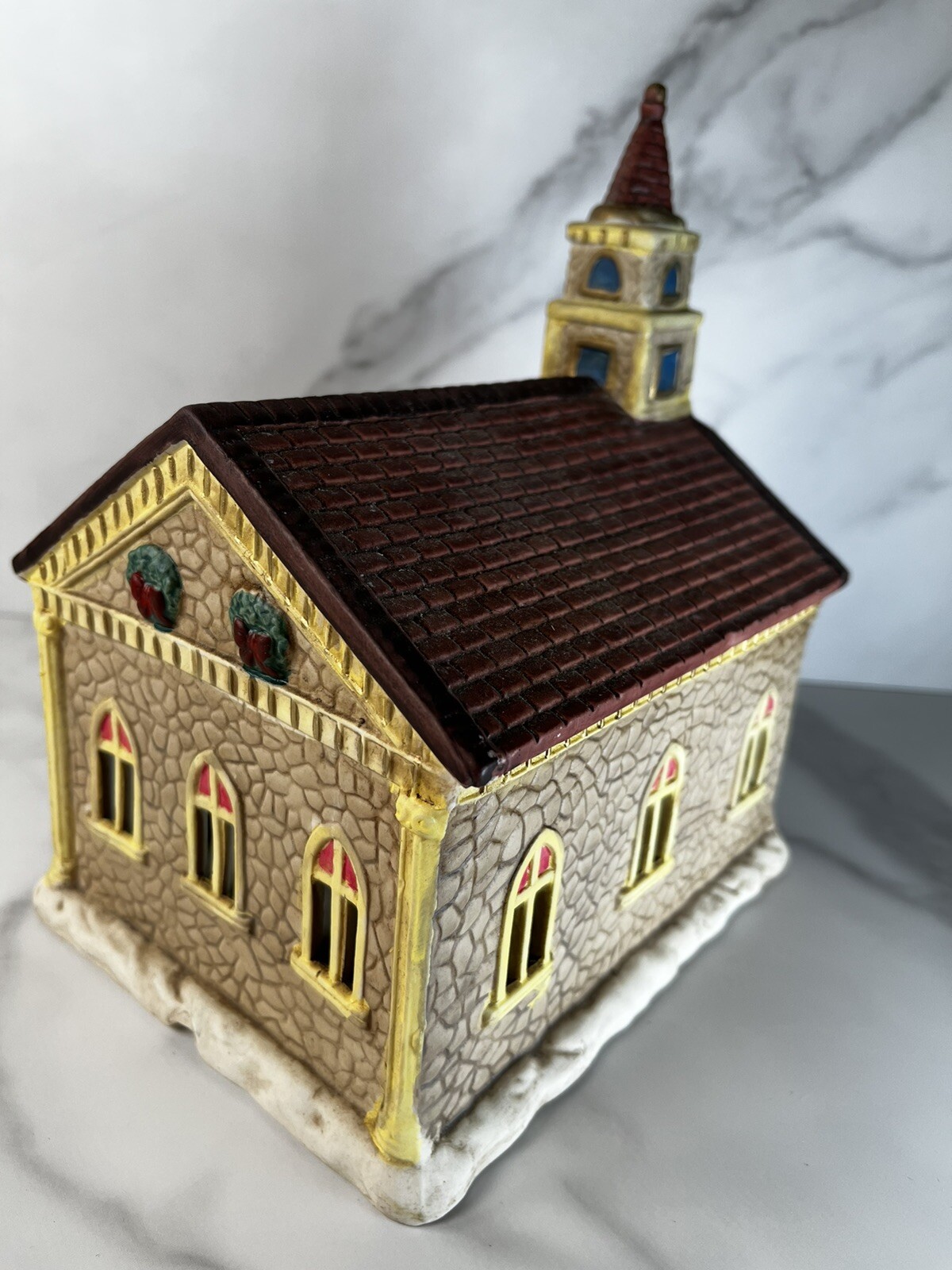 1993 House of Lloyd Christmas Around the World Lighted Porcelain Village Church