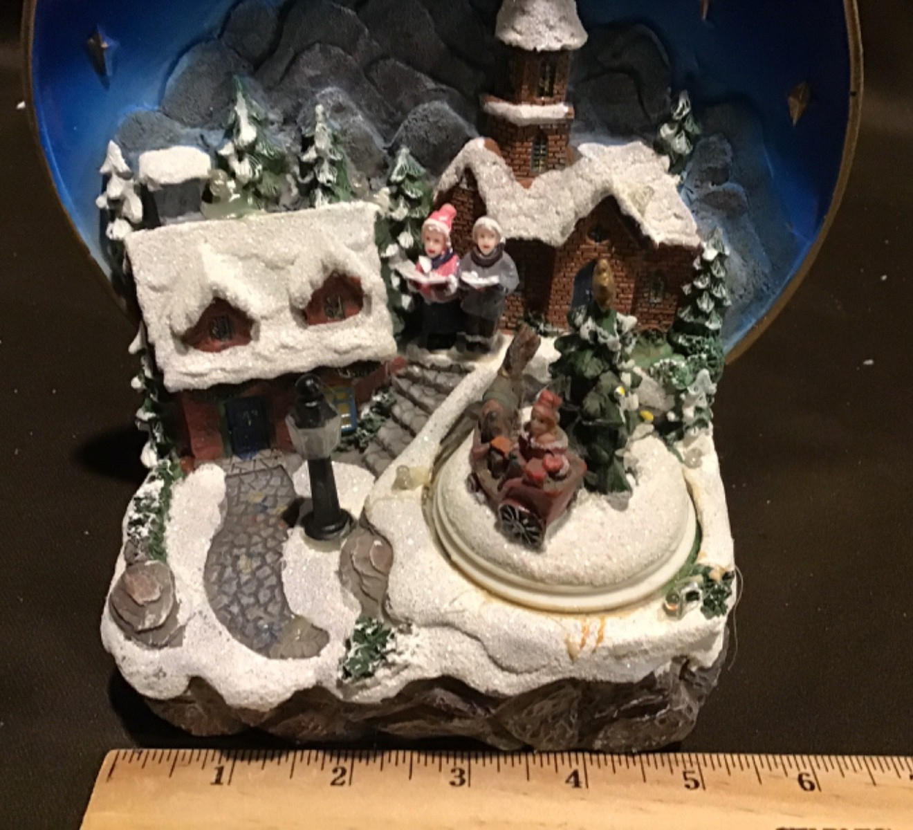 Beautiful Gerson Lighted Holiday Village With Moving Scene #2355150