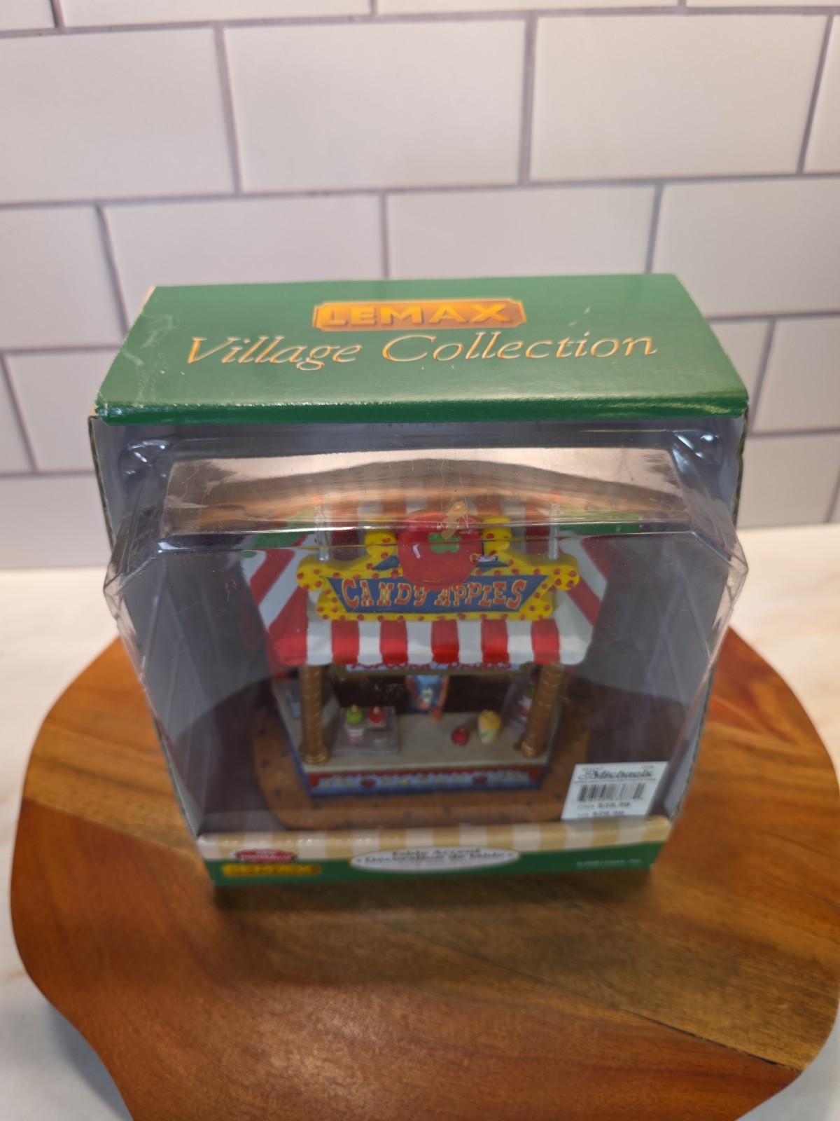 LEMAX Village Collection Candy Apple Stand