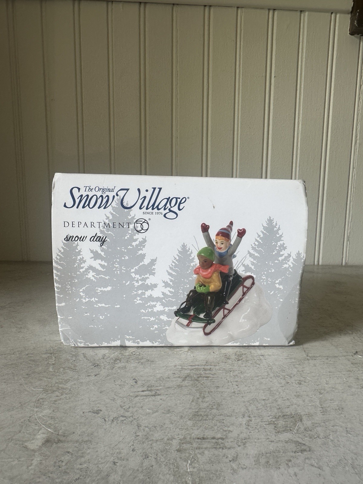 Department 56 Snow Village Snow Day 6002295 New In Box Rare Sledding Accessory