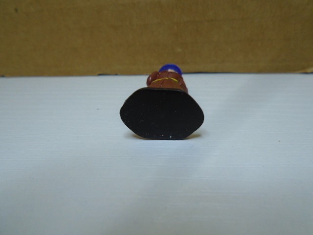 SOFT VINYL MINIATURE LADY IN TRENTCH COAT & HAT 1.5″ FIGURE UNBRANDED (MF1316)