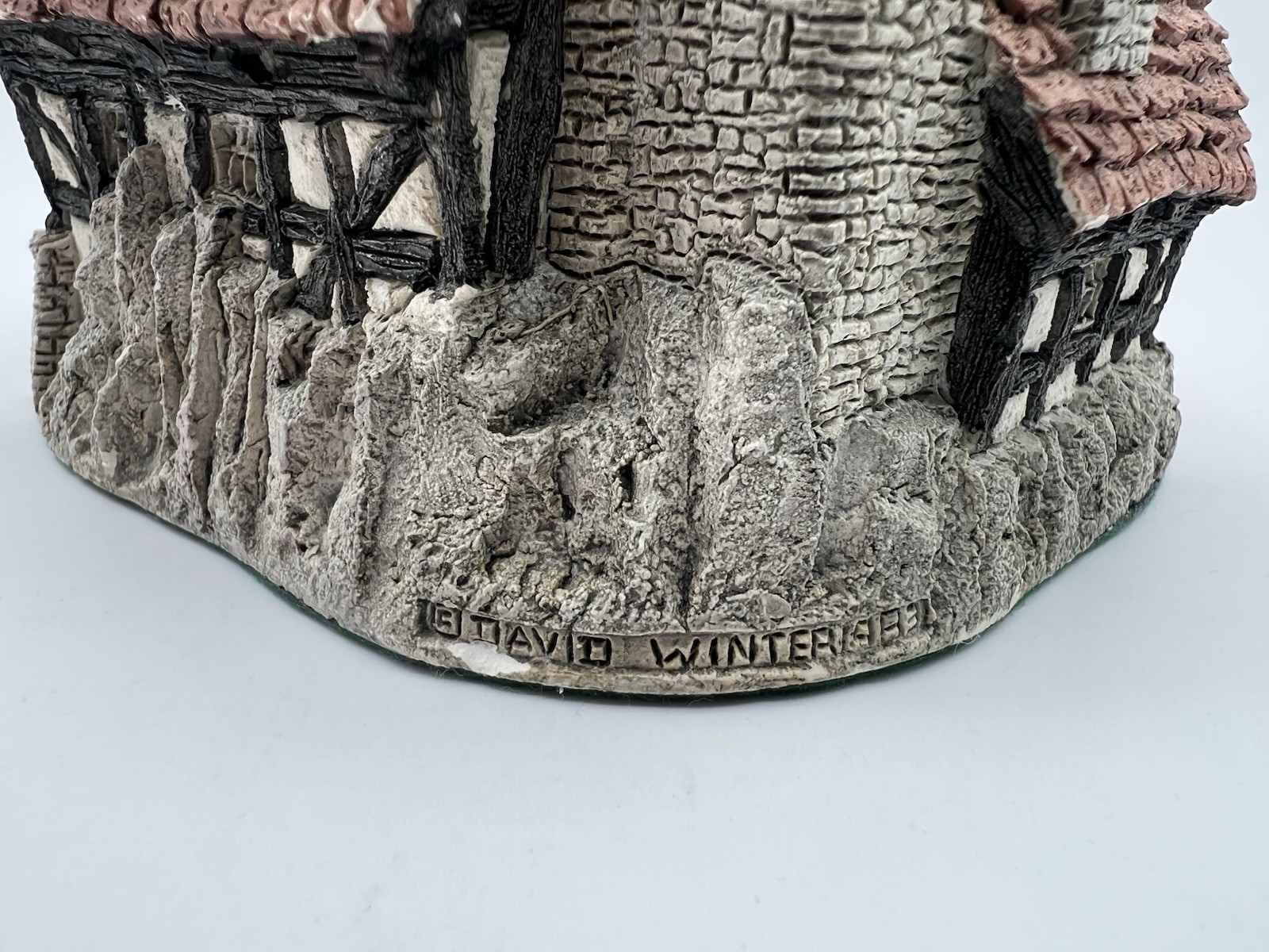 Vintage 1983 The Bothy by David Winter Cottages Figurine Great Britain