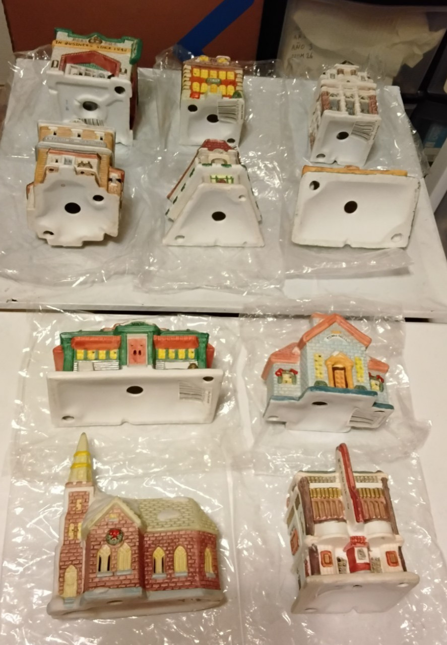 Christmas Village Porcelain Light Houses & Metal/Other Figurine Lot Used 4 Boxes