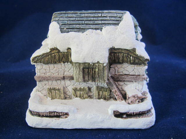 5 Vintage RSVP Ceramic American Rustic Christmas Series – 2” Tall- Made Taiwin