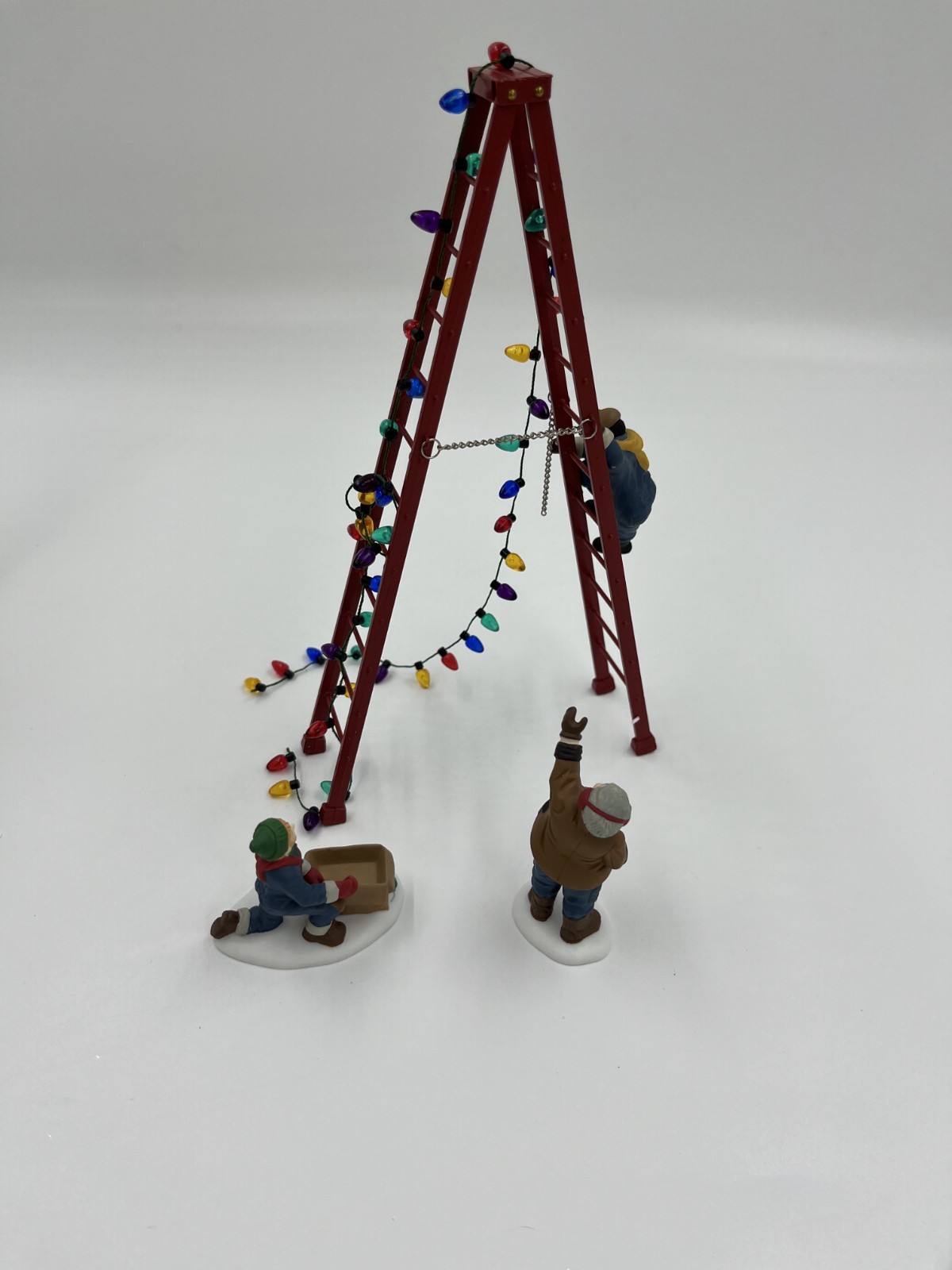 Heritage Village Dept 56 Collection Town Tree Trimmers No. 5566-2.