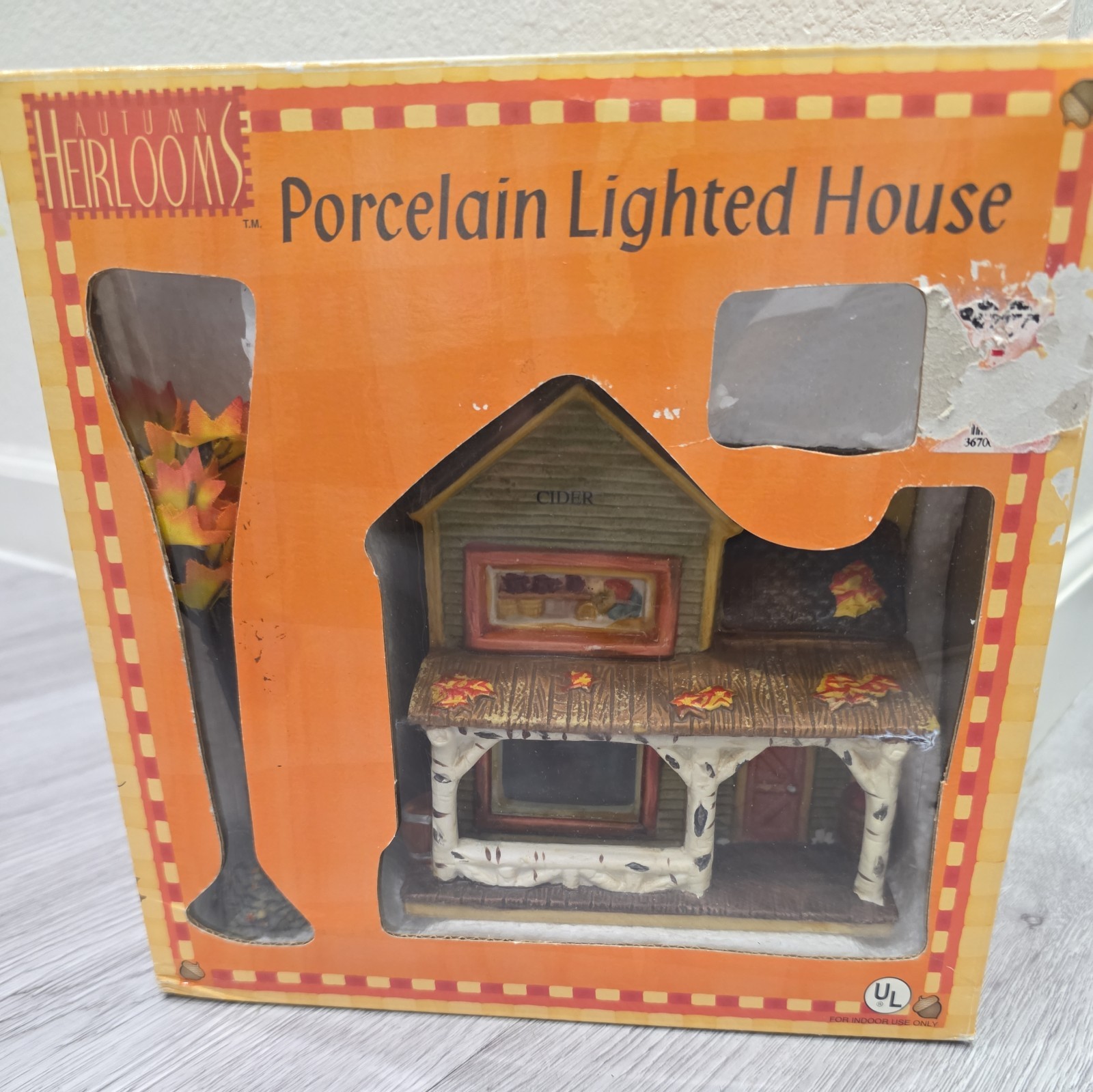 Autumn Heirlooms Porcelain Lighted House CIDER w/ Tree