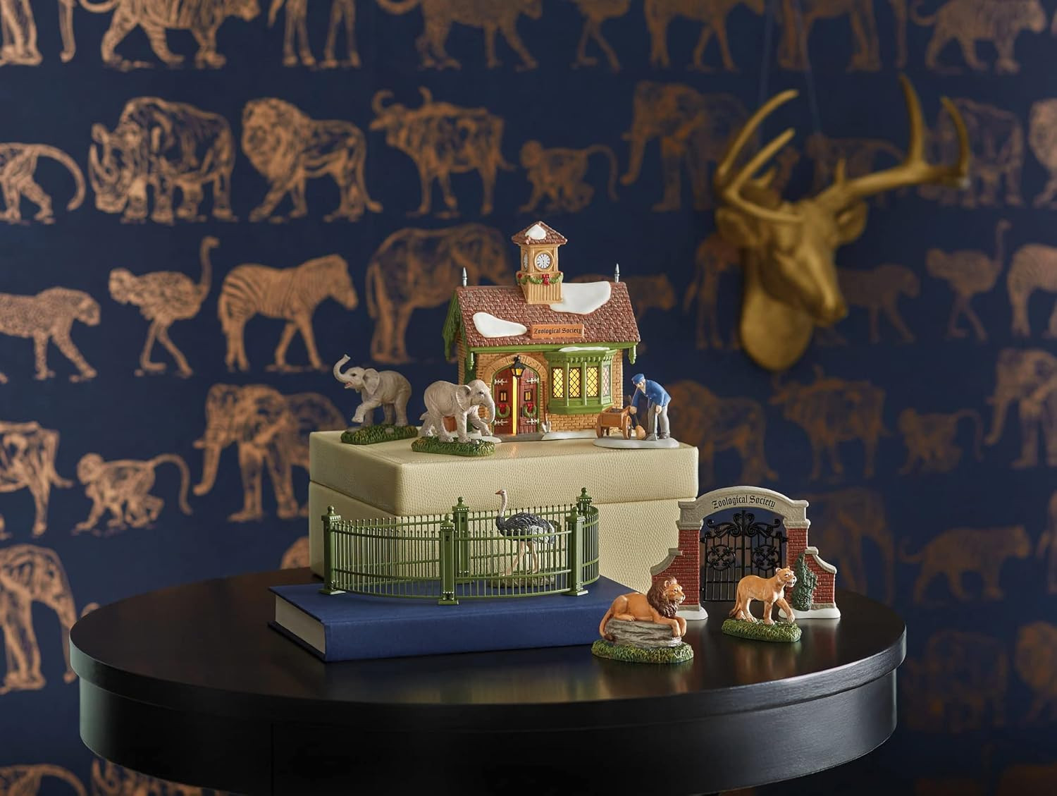 Dickens Village Accessories Zoological Gardens Lions Figurine Set, 2.3 and 2.2 I